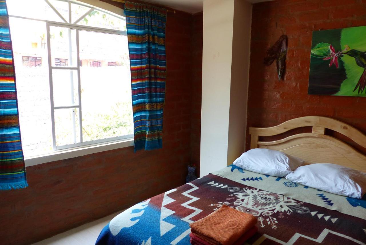 Hostal La Casa Amarilla City バーニョス エクステリア 写真