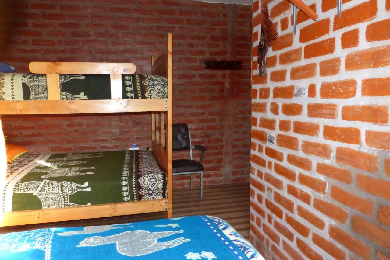 Hostal La Casa Amarilla City バーニョス エクステリア 写真