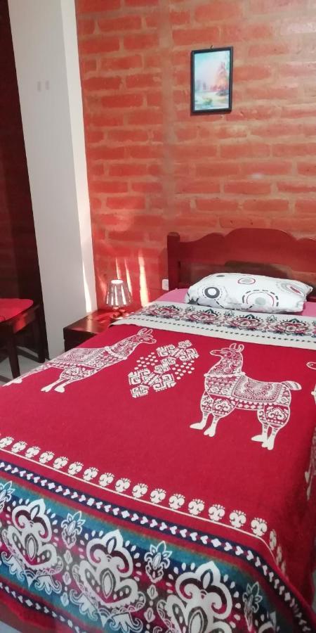 Hostal La Casa Amarilla City バーニョス エクステリア 写真