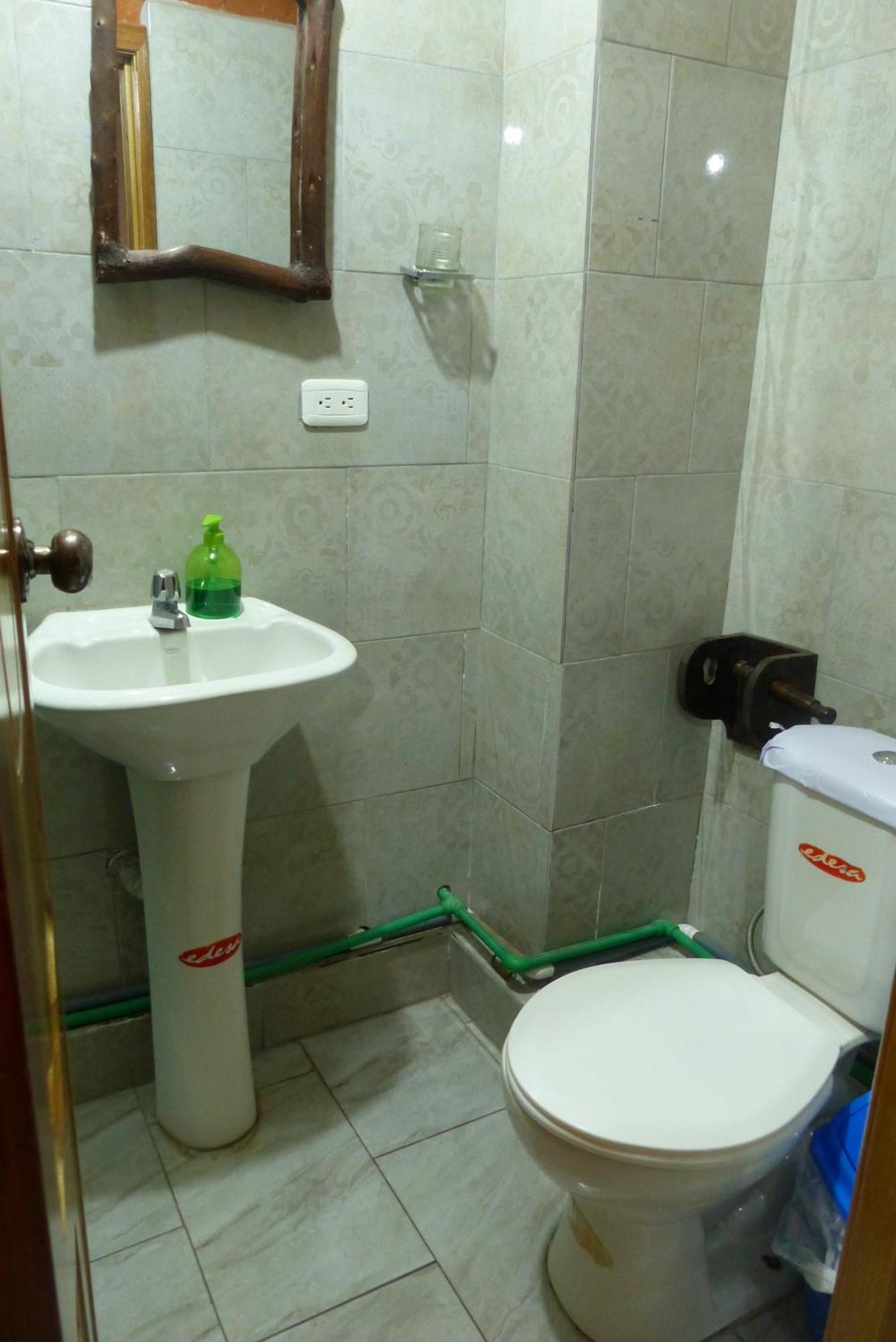 Hostal La Casa Amarilla City バーニョス エクステリア 写真