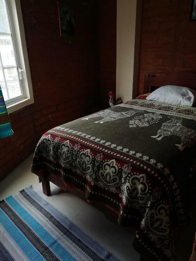 Hostal La Casa Amarilla City バーニョス エクステリア 写真