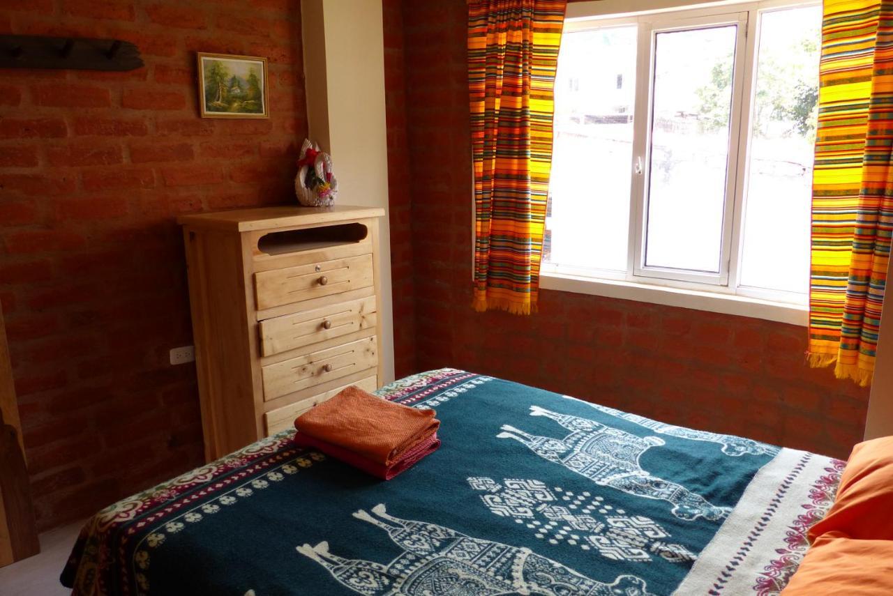 Hostal La Casa Amarilla City バーニョス エクステリア 写真