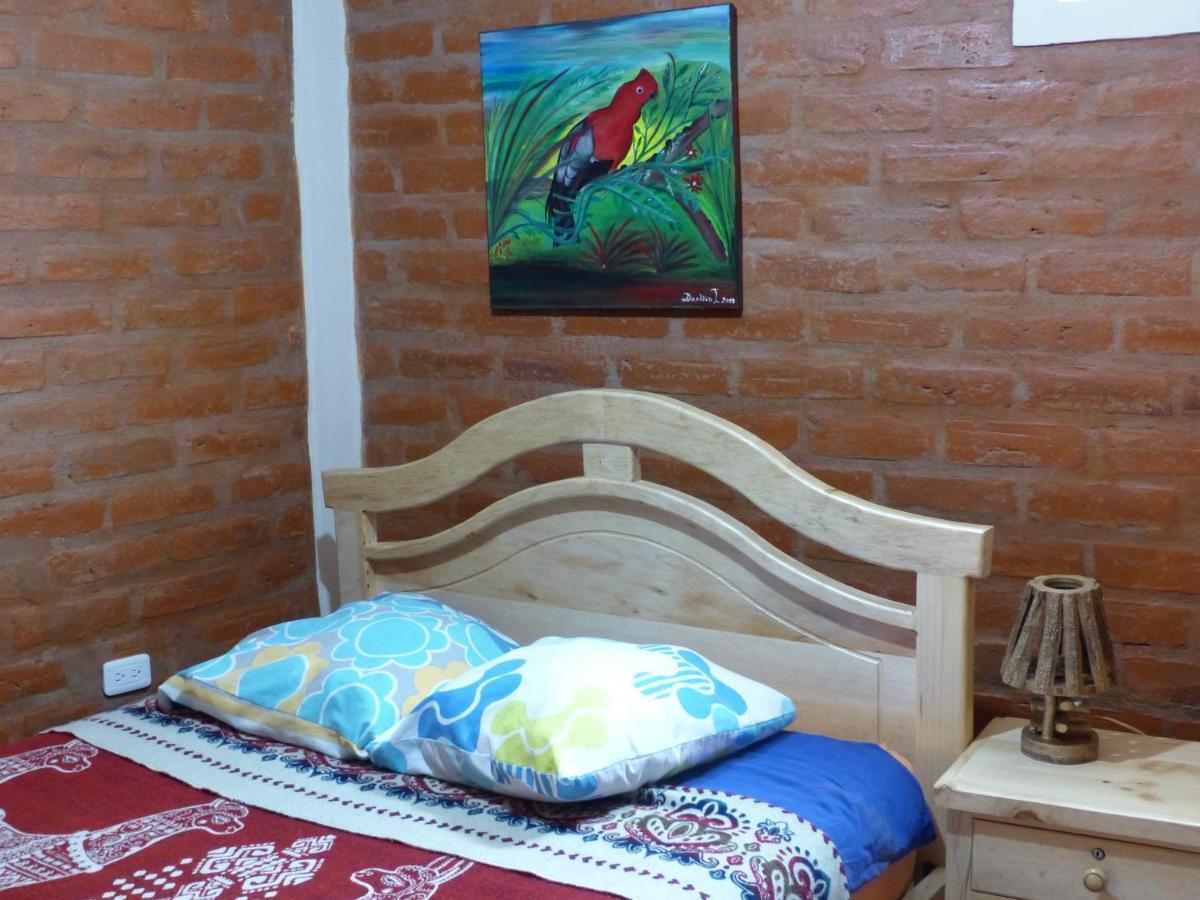 Hostal La Casa Amarilla City バーニョス エクステリア 写真