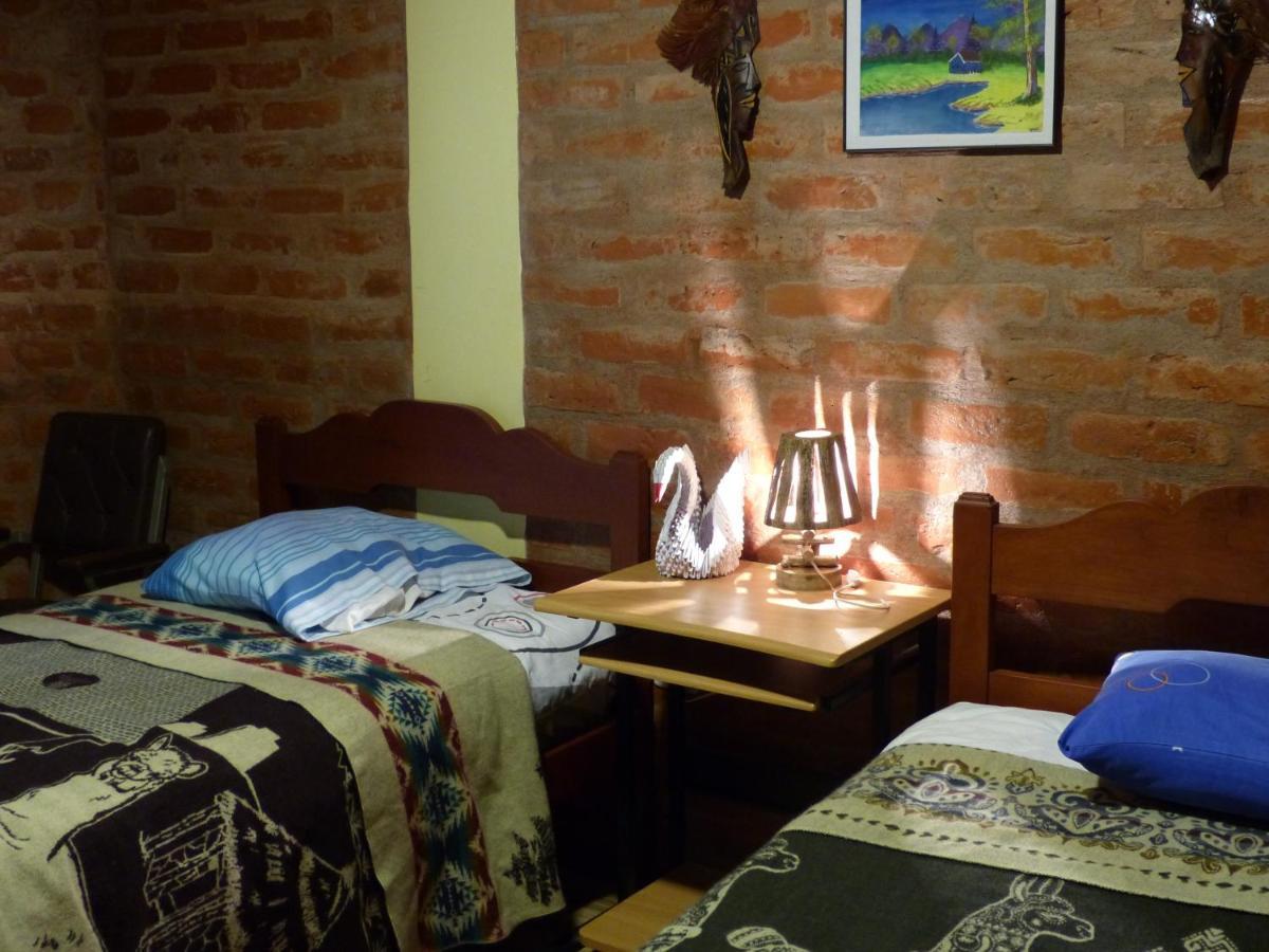 Hostal La Casa Amarilla City バーニョス エクステリア 写真